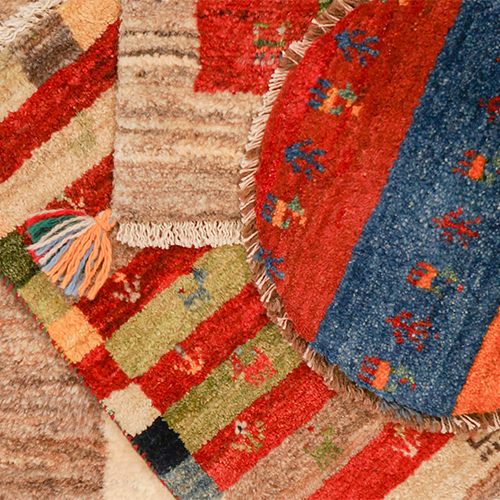 羊毛100％ 手織り絨毯 1点1点想いを込めて織り込まれていく一生もの絨毯